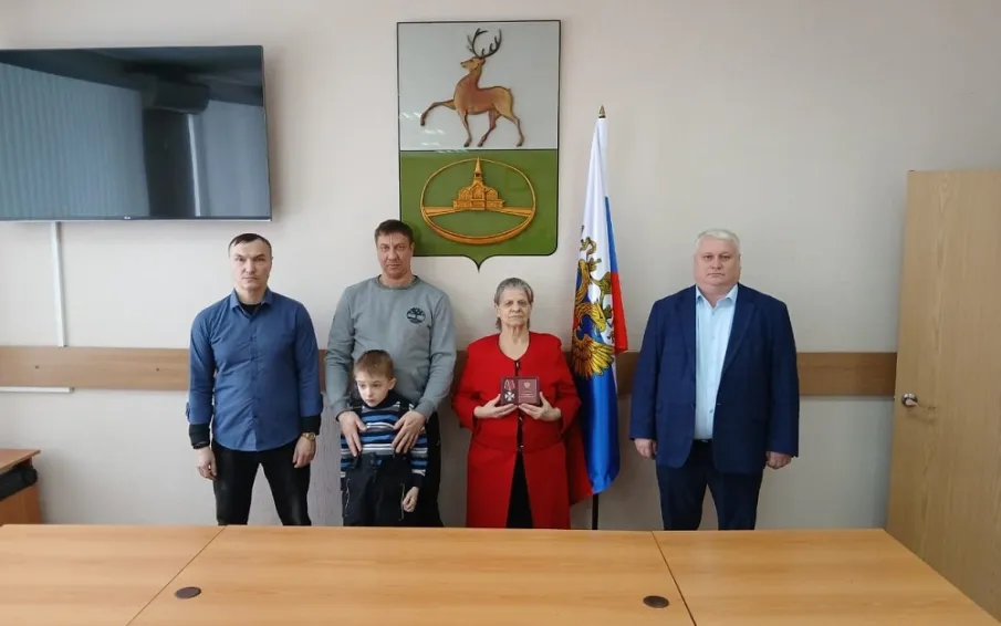 В администрации округа вручили орден Мужества матери участника СВО, погибшего в ходе специальной военной операции